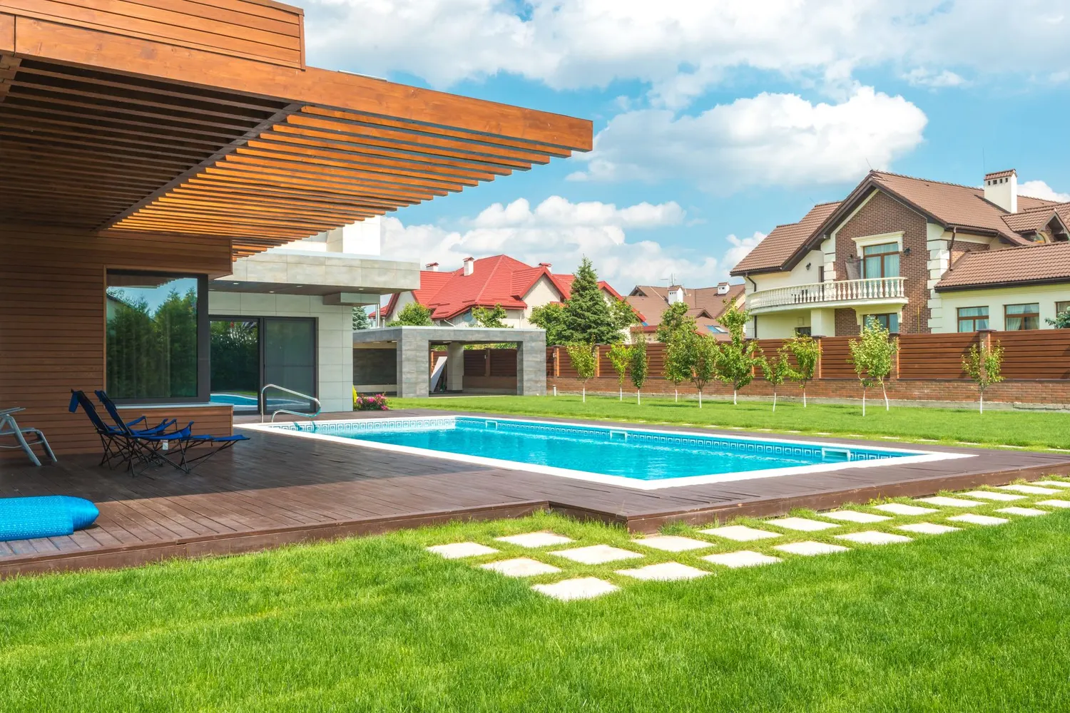Borde de piscina